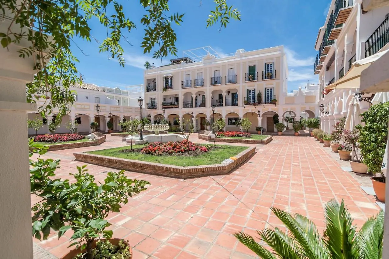 Stunning 2 Bedroom Townhouse With Serene Terrace And Charming Mountain Views Марбелья